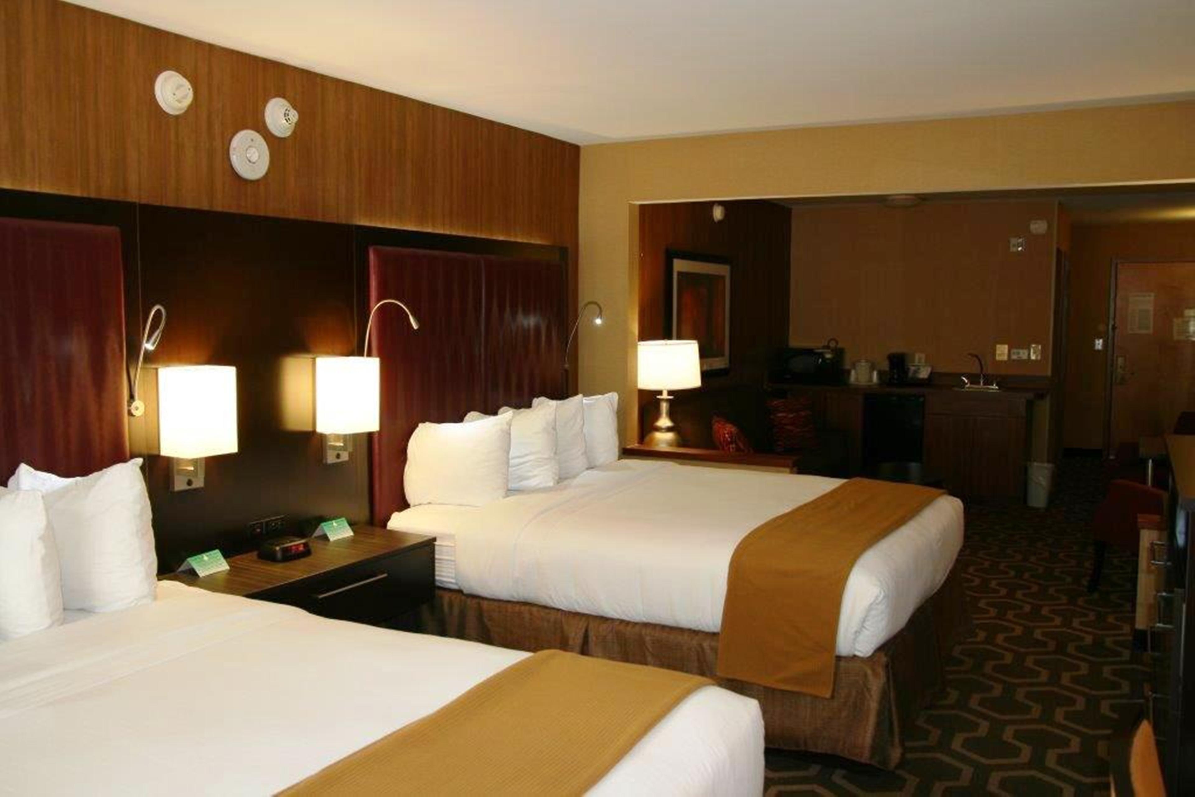 Holiday Inn Express Hotel & Suites Vineland Millville By Ihg Extérieur photo