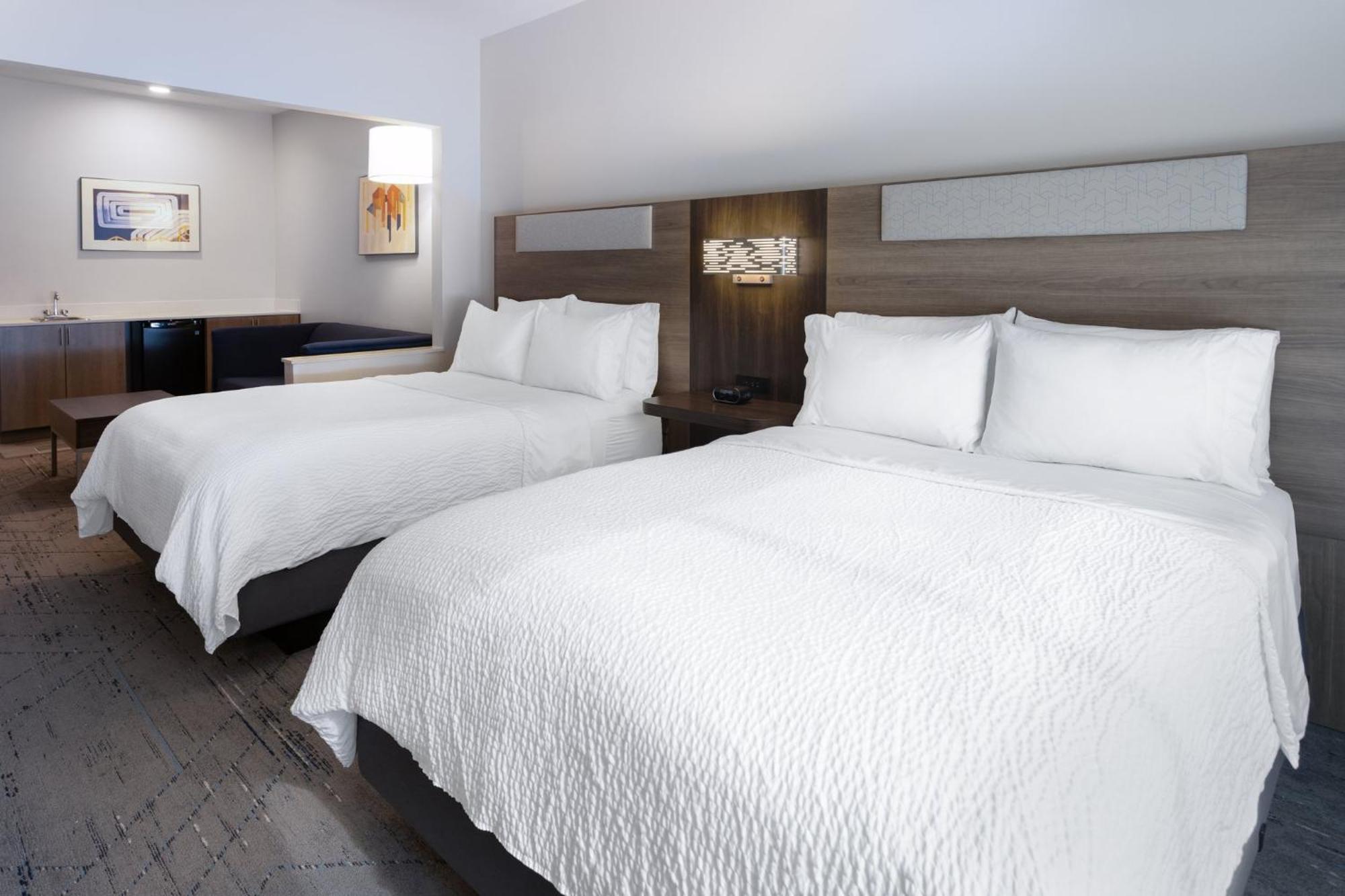 Holiday Inn Express Hotel & Suites Vineland Millville By Ihg Extérieur photo