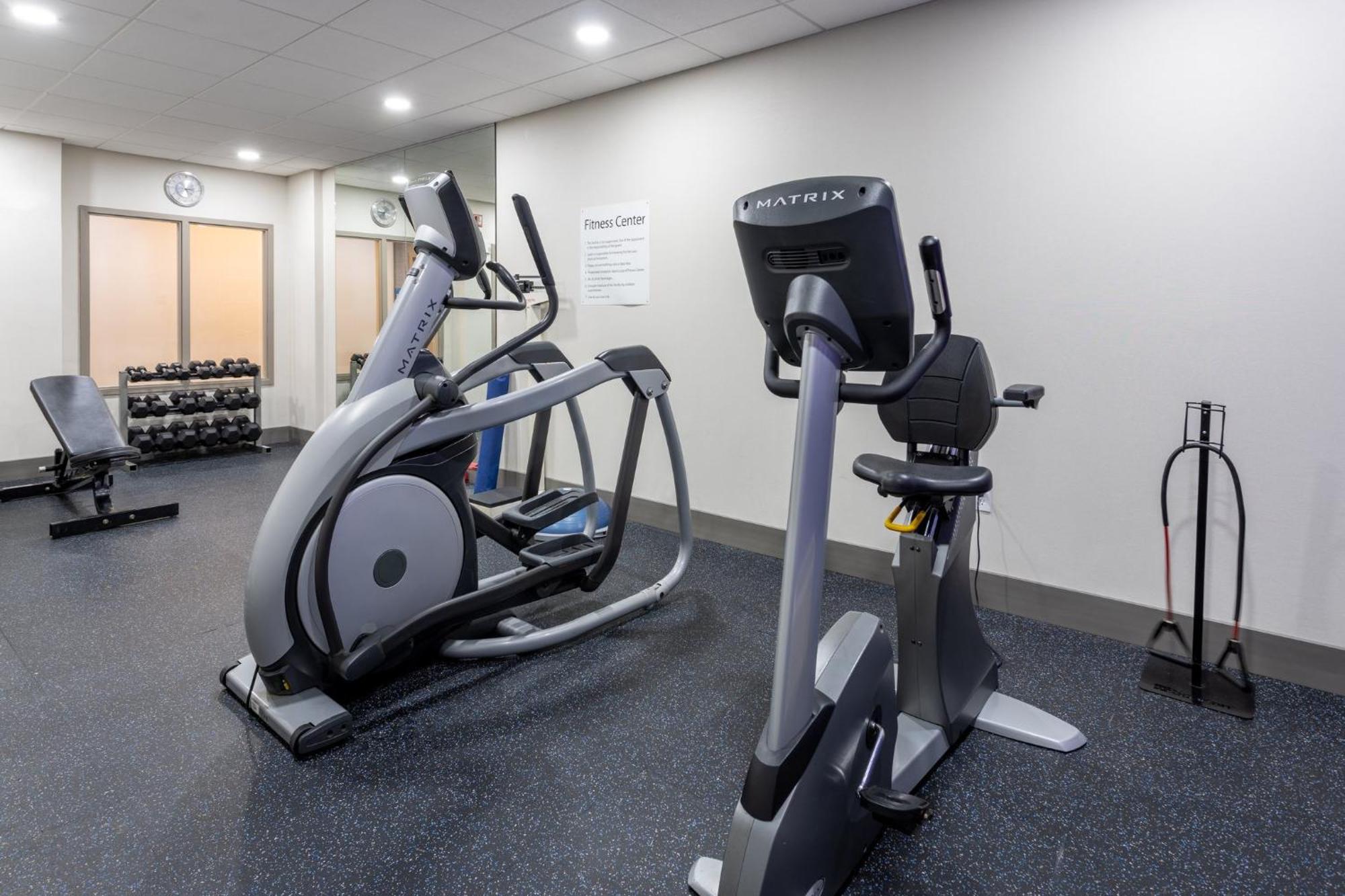 Holiday Inn Express Hotel & Suites Vineland Millville By Ihg Extérieur photo
