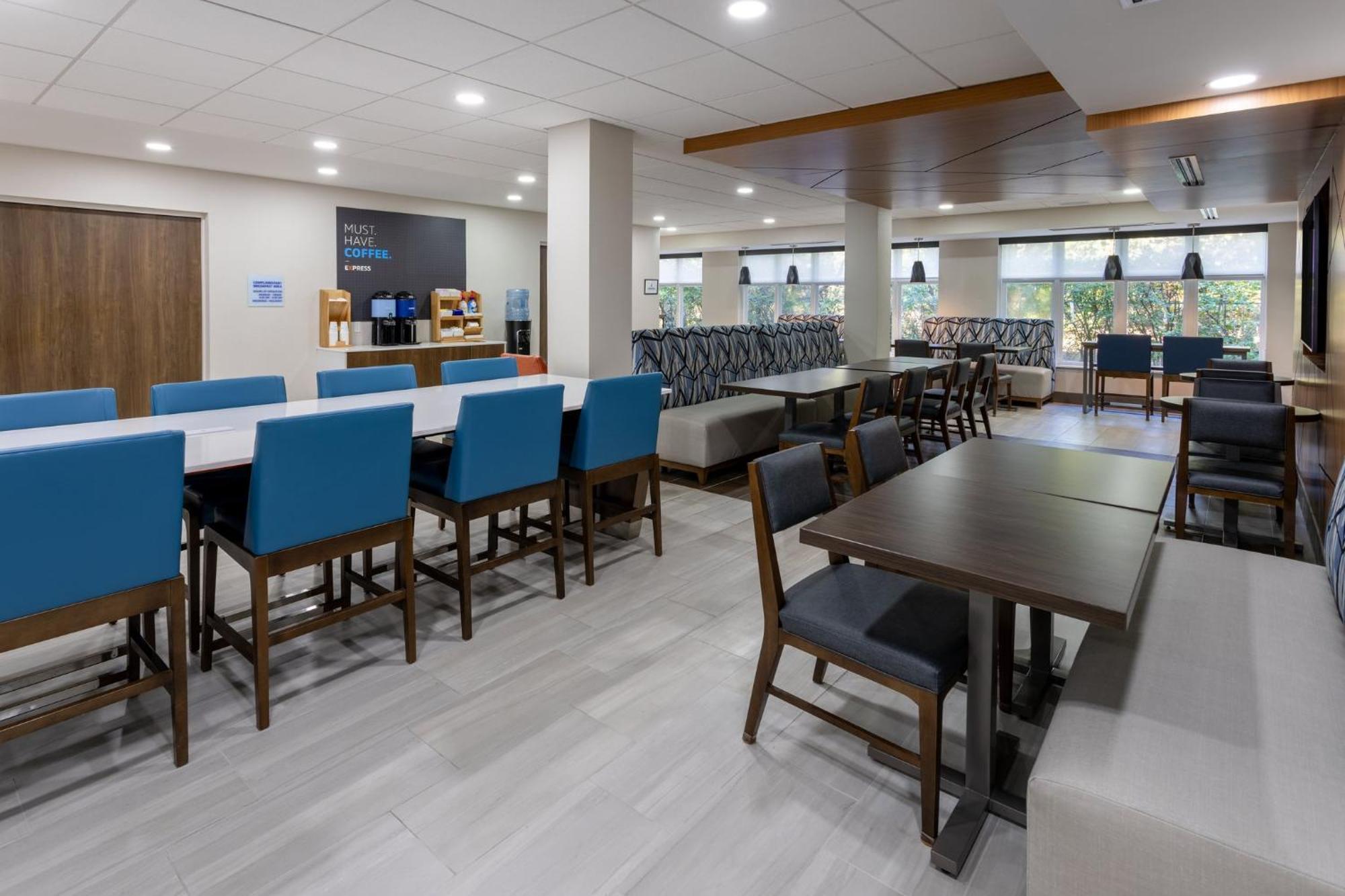 Holiday Inn Express Hotel & Suites Vineland Millville By Ihg Extérieur photo